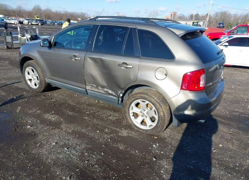 Photo 3 of 2014 Ford Edge SEL (VIN 2FMDK4JC3EBB44106)