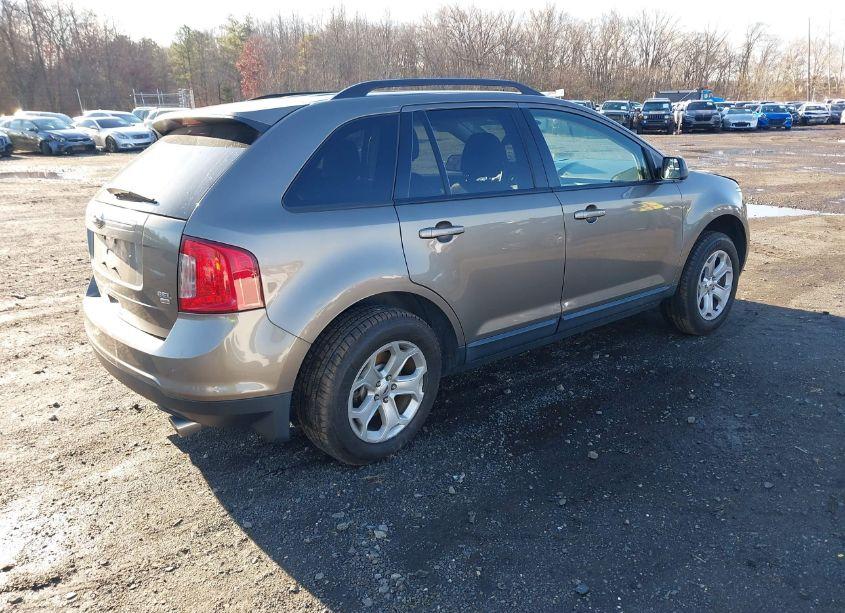 Photo 4 of 2014 Ford Edge SEL (VIN 2FMDK4JC3EBB44106)