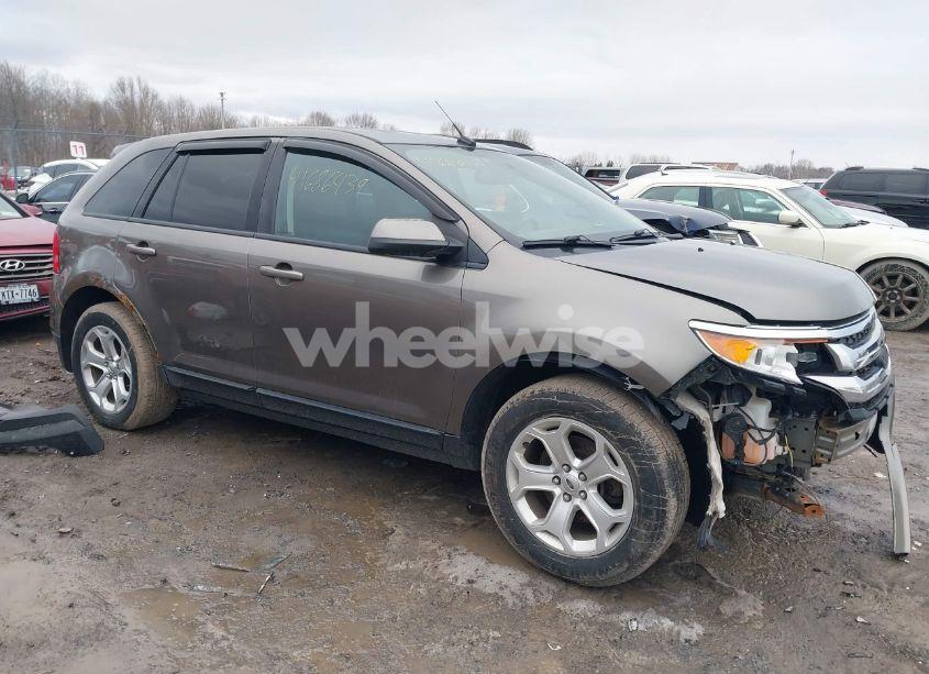 2014 Ford Edge SEL (VIN 2FMDK4JC3EBB44137) main photo
