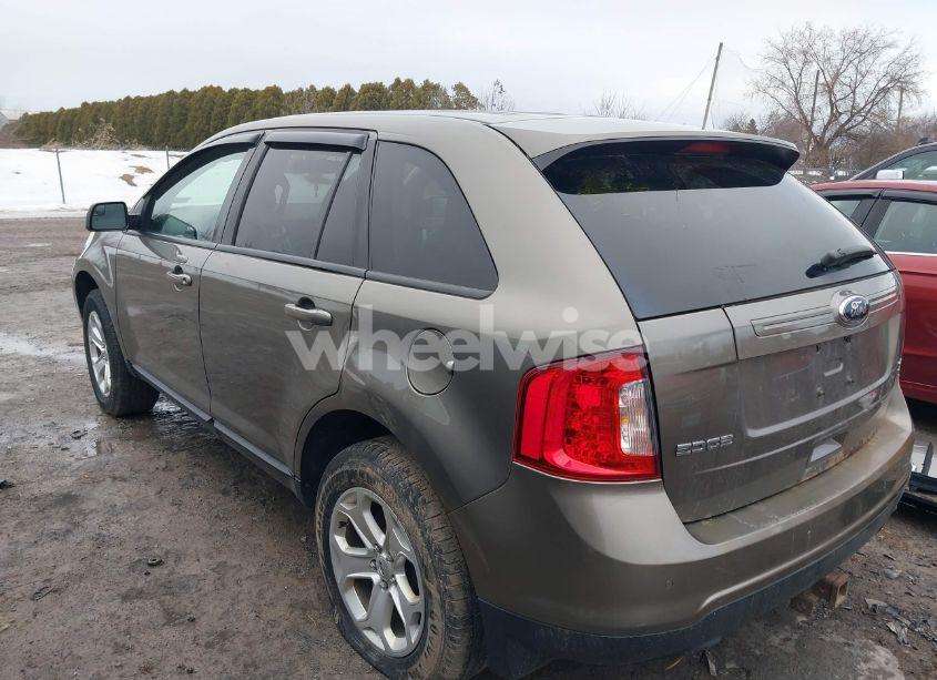 Photo 3 of 2014 Ford Edge SEL (VIN 2FMDK4JC3EBB44137)
