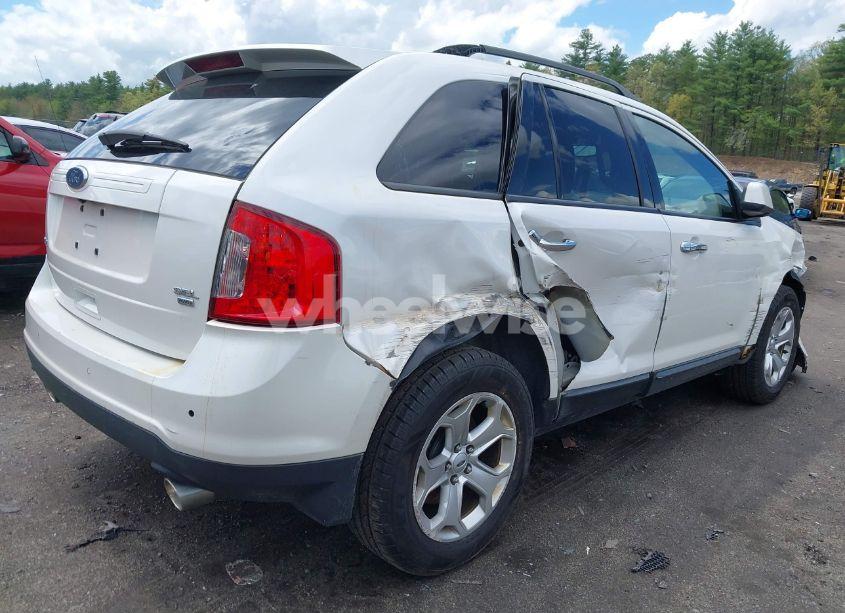 Photo 4 of 2011 Ford Edge SEL (VIN 2FMDK4JC4BBA62834)