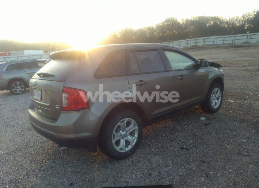 Photo 4 of 2013 Ford Edge SEL (VIN 2FMDK4JC4DBA97439)