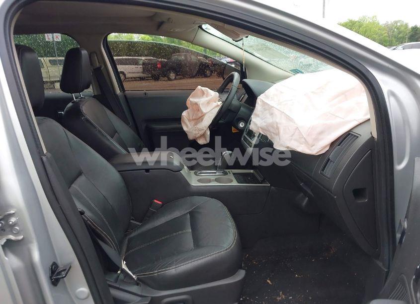 Photo 5 of 2010 Ford Edge SEL (VIN 2FMDK4JC5ABA03502)