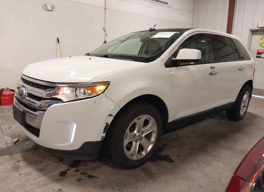 Photo 2 of 2011 Ford Edge SEL (VIN 2FMDK4JC5BBA19622)