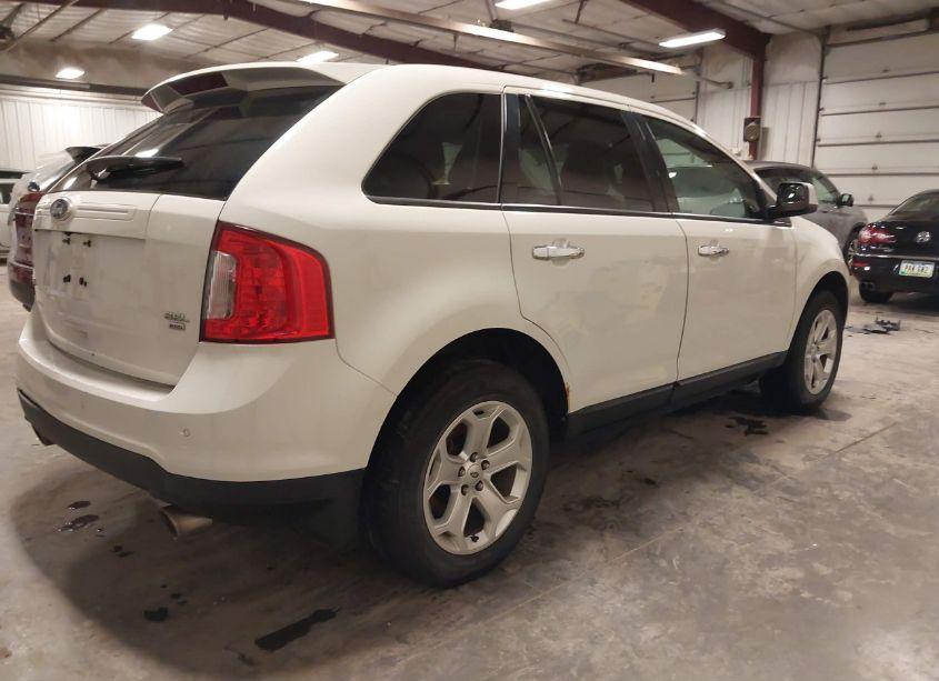 Photo 4 of 2011 Ford Edge SEL (VIN 2FMDK4JC5BBA19622)