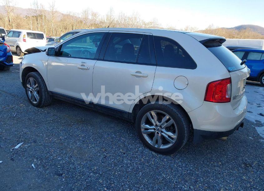 Photo 3 of 2014 Ford Edge SEL (VIN 2FMDK4JC5EBA57503)