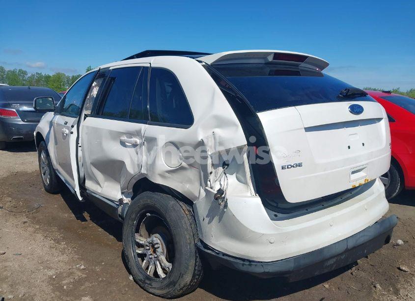 Photo 3 of 2010 Ford Edge SEL (VIN 2FMDK4JC7ABB05156)