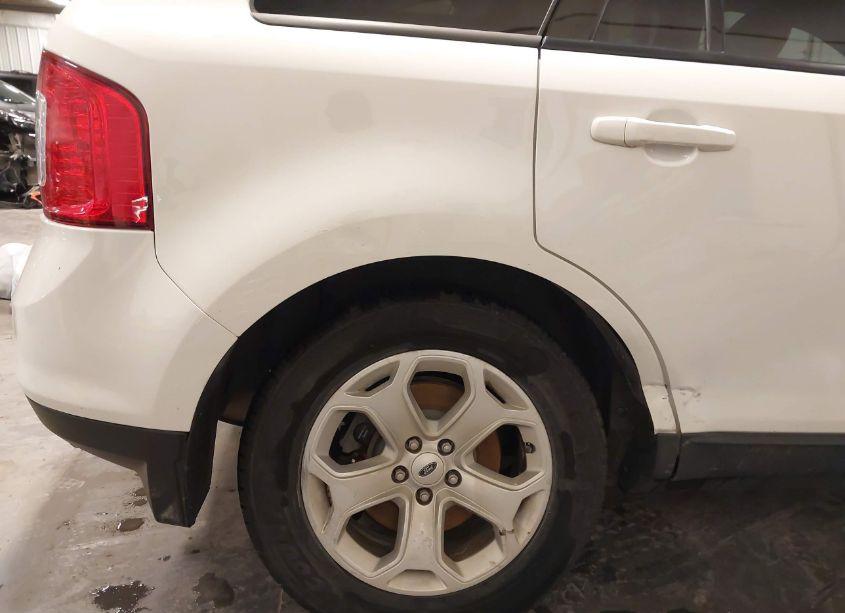 Photo 6 of 2013 Ford Edge SEL (VIN 2FMDK4JC7DBA75385)