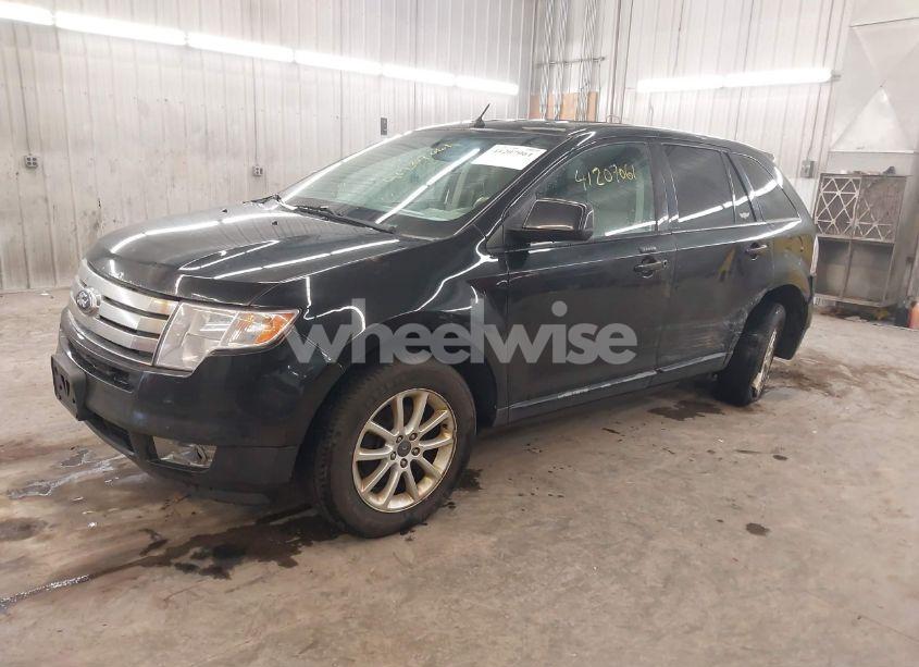 Photo 2 of 2010 Ford Edge SEL (VIN 2FMDK4JC8ABA84396)