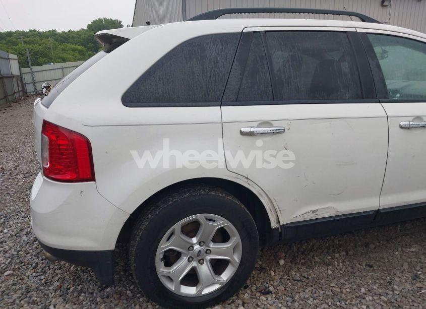 Photo 6 of 2011 Ford Edge SEL (VIN 2FMDK4JC8BBB35770)