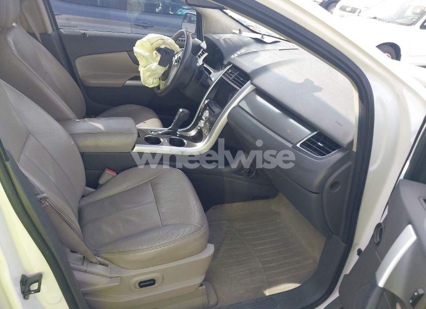 Photo 5 of 2011 Ford Edge SEL (VIN 2FMDK4JC8BBB69000)