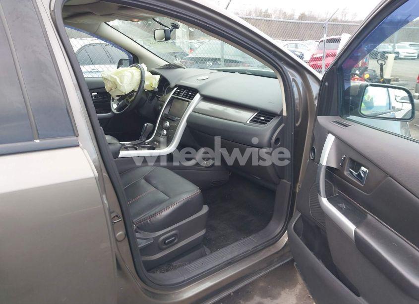 Photo 5 of 2013 Ford Edge SEL (VIN 2FMDK4JC8DBC64904)