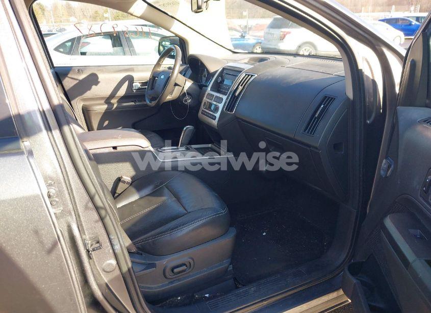Photo 5 of 2010 Ford Edge SEL (VIN 2FMDK4JC9ABB75757)