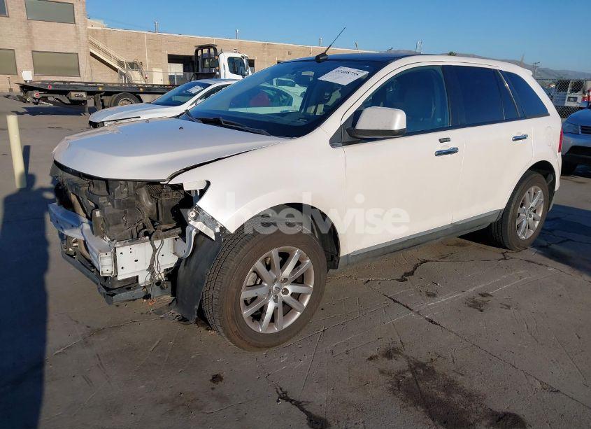Photo 2 of 2011 Ford Edge SEL (VIN 2FMDK4JC9BBA71559)