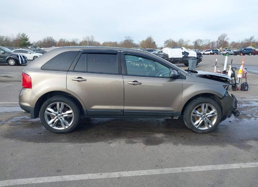 Photo 13 of 2014 Ford Edge SEL (VIN 2FMDK4JC9EBA36394)