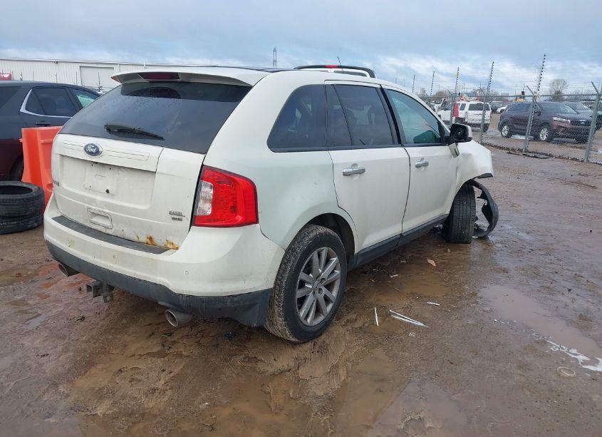 Photo 4 of 2011 Ford Edge SEL (VIN 2FMDK4JCXBBA68511)