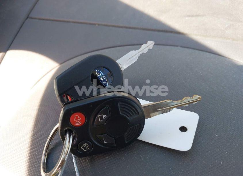 Photo 11 of 2010 Ford Edge LIMITED (VIN 2FMDK4KC0ABB15378)