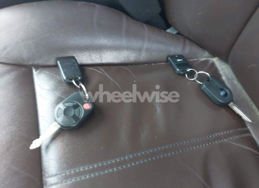 Photo 11 of 2010 Ford Edge LIMITED (VIN 2FMDK4KC2ABB72777)