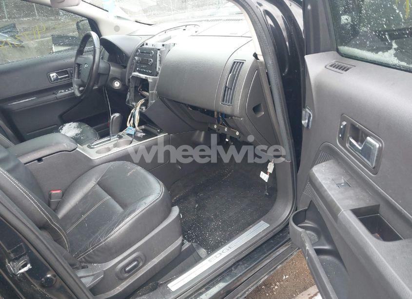 Photo 5 of 2010 Ford Edge LIMITED (VIN 2FMDK4KC7ABA91905)