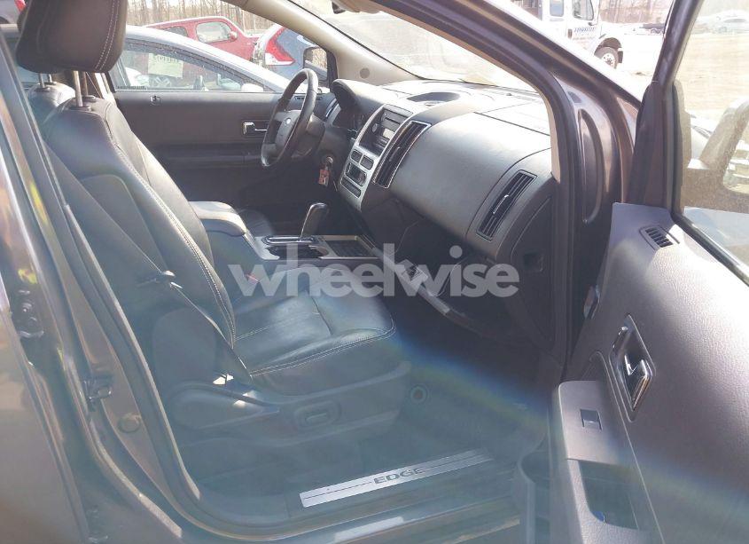 Photo 5 of 2010 Ford Edge LIMITED (VIN 2FMDK4KC7ABB44022)