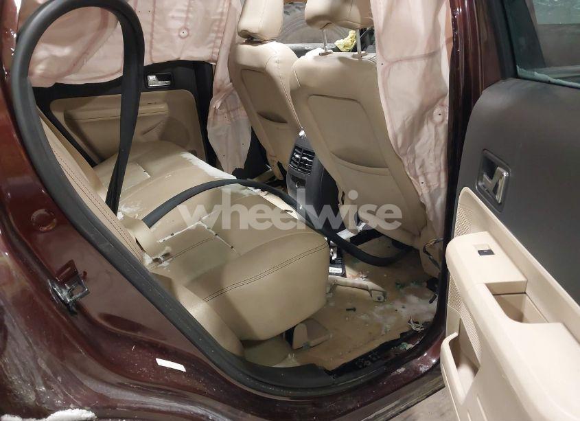 Photo 8 of 2010 Ford Edge (VIN 2FMDK4KC9ABA37120)