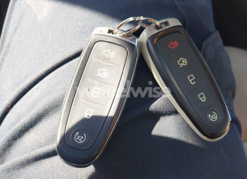 Photo 11 of 2011 Ford Edge LIMITED (VIN 2FMDK4KCXBBA46670)