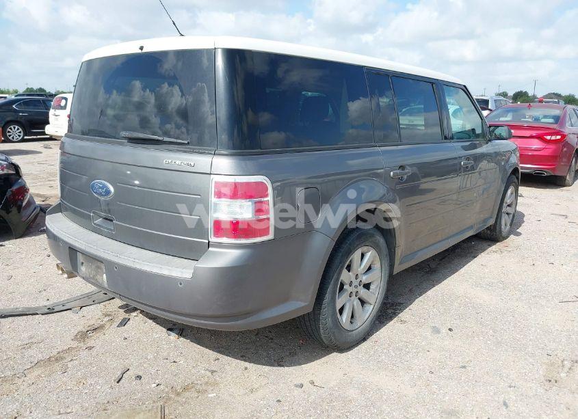 Photo 4 of 2009 Ford Flex SE (VIN 2FMDK51C49BA51350)