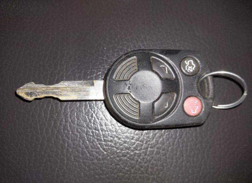 Photo 11 of 2009 Ford Flex SEL (VIN 2FMEK62C09BA24090)