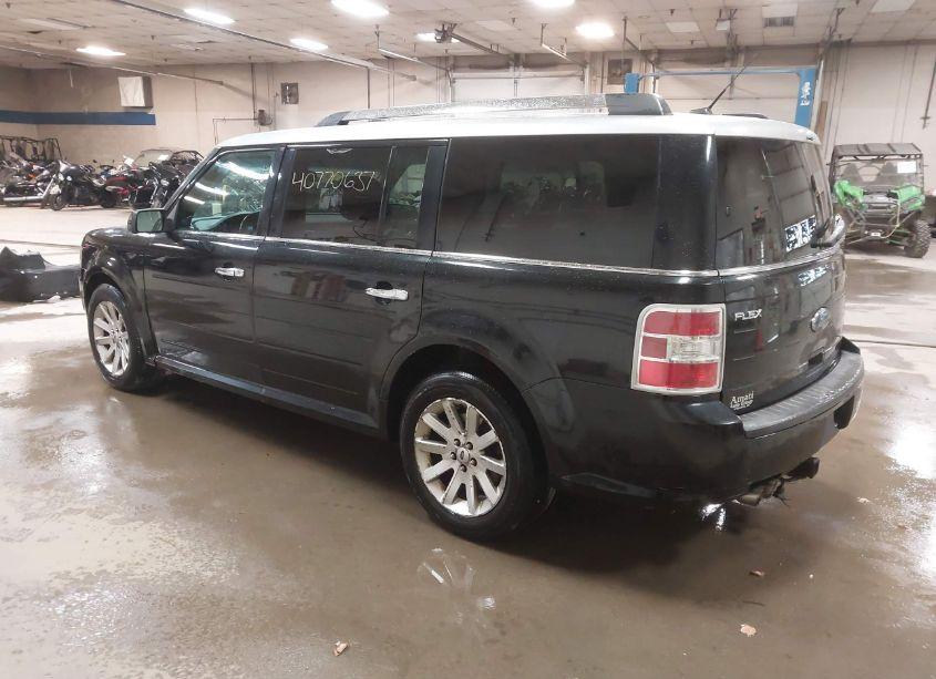 Photo 3 of 2009 Ford Flex SEL (VIN 2FMEK62C09BA24090)