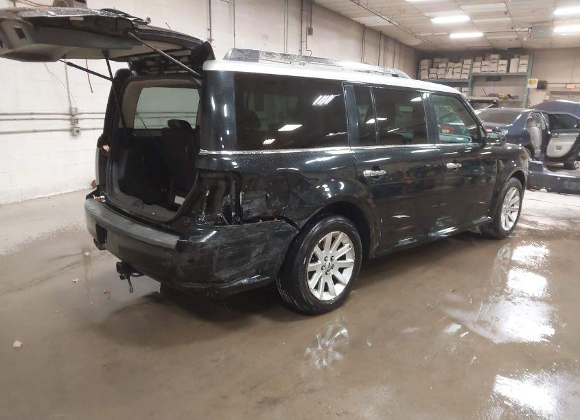 Photo 4 of 2009 Ford Flex SEL (VIN 2FMEK62C09BA24090)