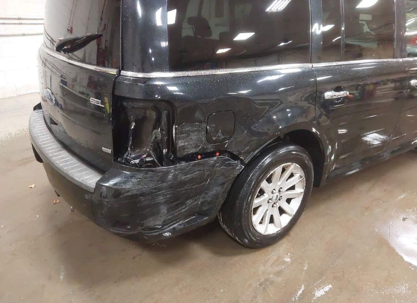 Photo 6 of 2009 Ford Flex SEL (VIN 2FMEK62C09BA24090)