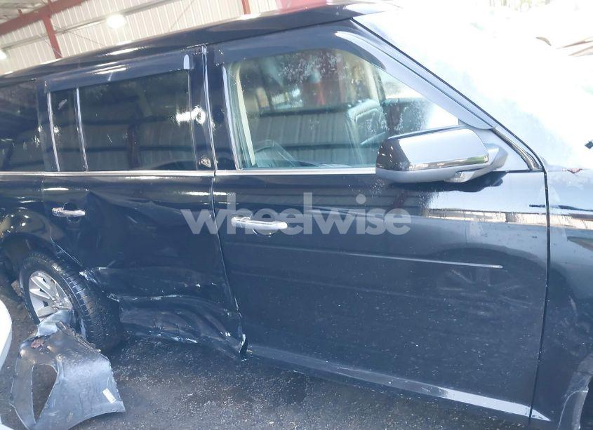 Photo 13 of 2009 Ford Flex SEL (VIN 2FMEK62C19BA09341)