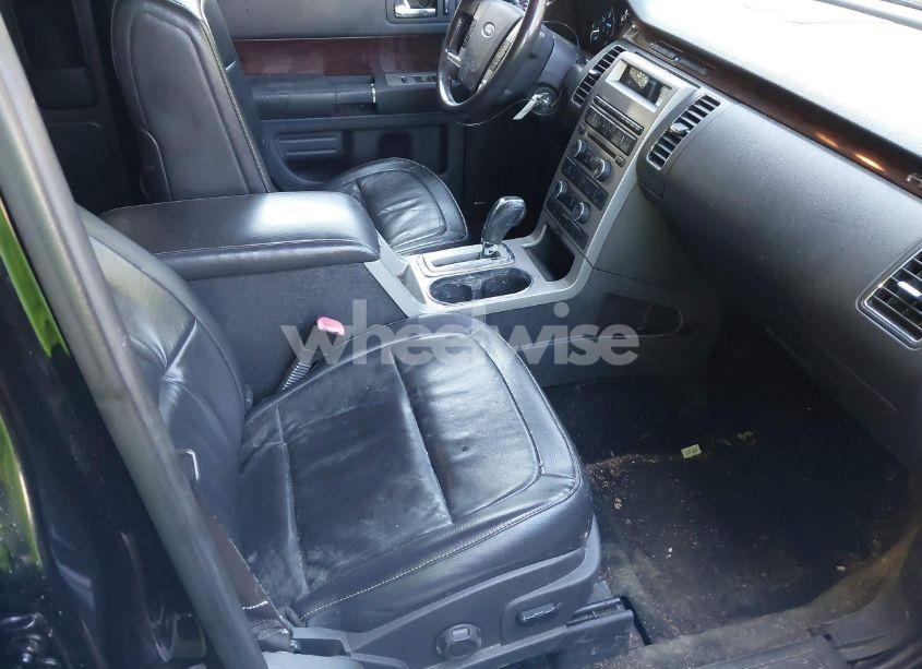 Photo 5 of 2009 Ford Flex SEL (VIN 2FMEK62C19BA09341)