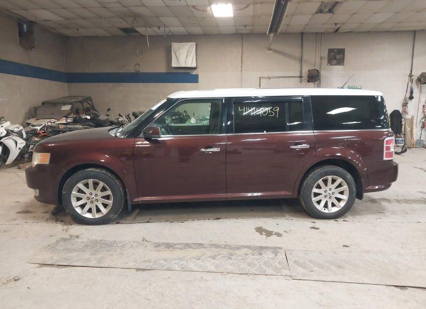 Photo 12 of 2009 Ford Flex SEL (VIN 2FMEK62C19BA42503)