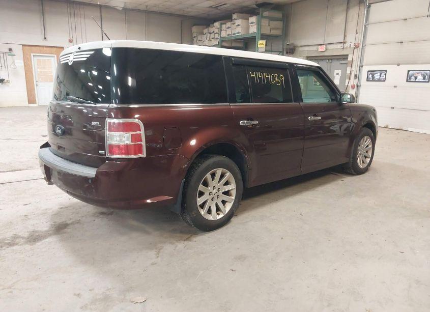 Photo 4 of 2009 Ford Flex SEL (VIN 2FMEK62C19BA42503)