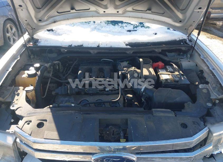 Photo 10 of 2009 Ford Flex SEL (VIN 2FMEK62C69BA21579)