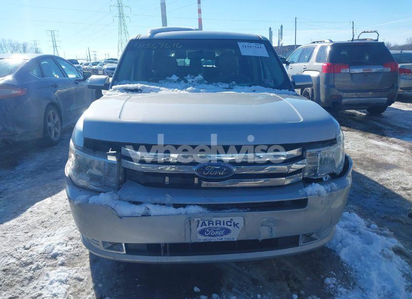 Photo 6 of 2009 Ford Flex SEL (VIN 2FMEK62C69BA21579)