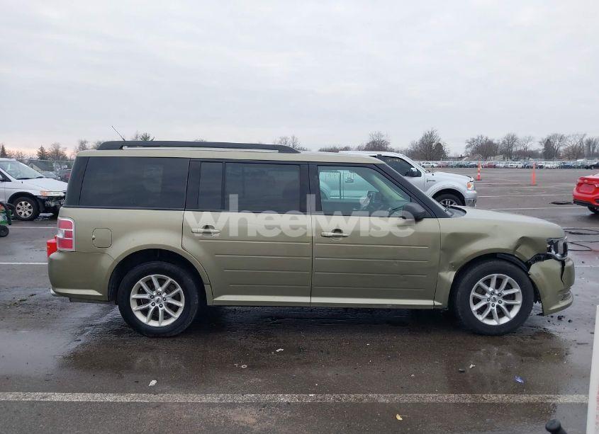 Photo 13 of 2014 Ford Flex SE (VIN 2FMGK5B80EBD11048)