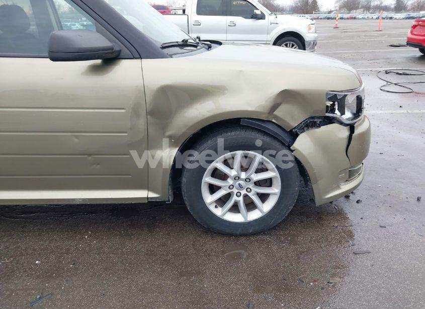 Photo 18 of 2014 Ford Flex SE (VIN 2FMGK5B80EBD11048)