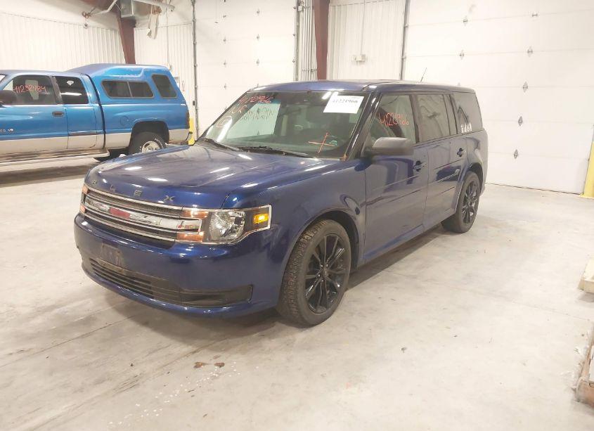 Photo 2 of 2014 Ford Flex SE (VIN 2FMGK5B81EBD21264)