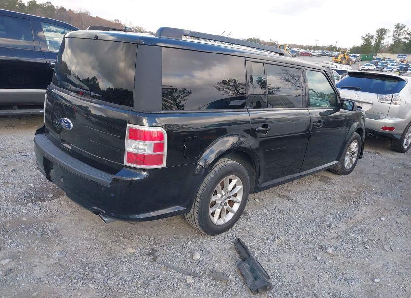 Photo 4 of 2013 Ford Flex SE (VIN 2FMGK5B83DBD05789)