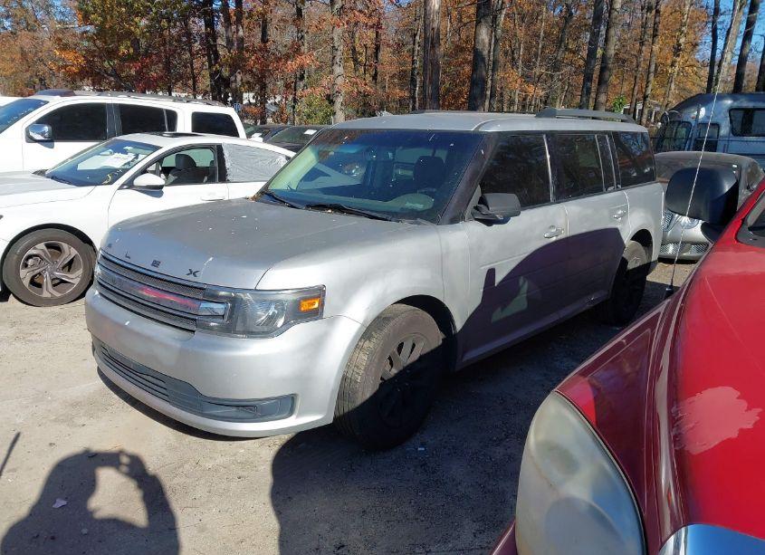 Photo 2 of 2013 Ford Flex SE (VIN 2FMGK5B83DBD37318)