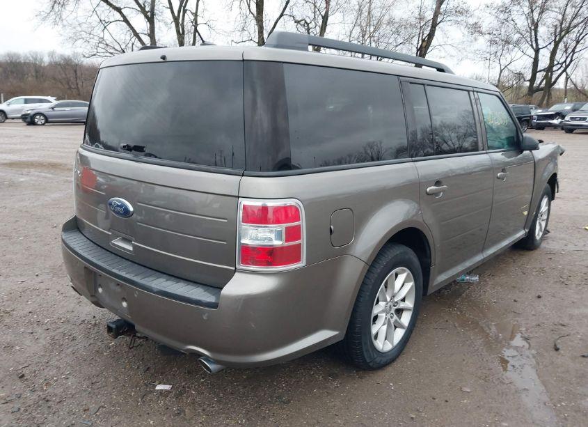 Photo 4 of 2014 Ford Flex SE (VIN 2FMGK5B84EBD41993)