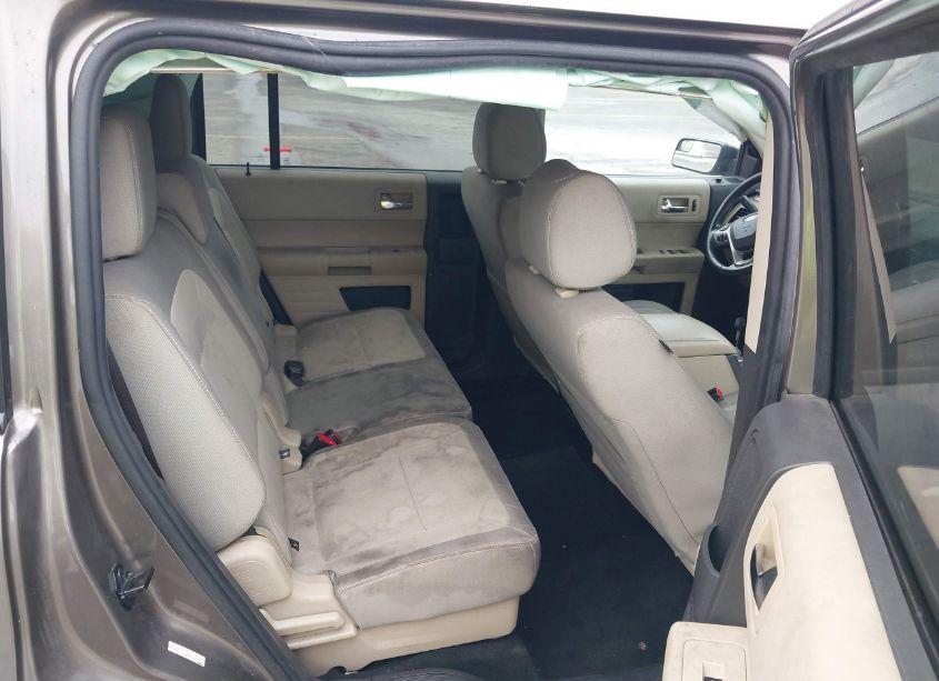 Photo 8 of 2014 Ford Flex SE (VIN 2FMGK5B85EBD20800)