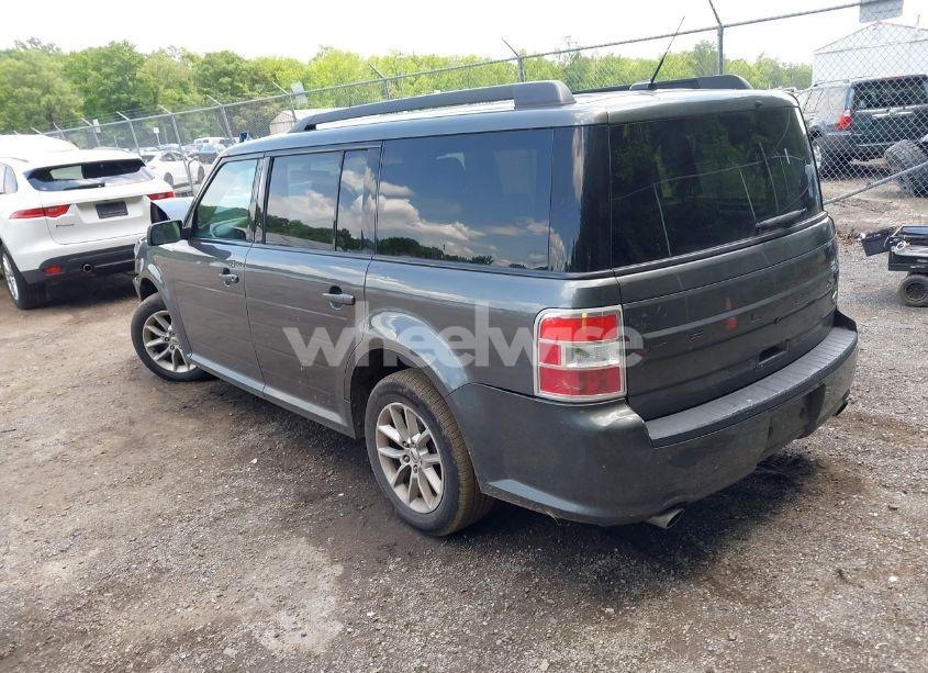 Photo 3 of 2019 Ford Flex SE (VIN 2FMGK5B85KBA07726)