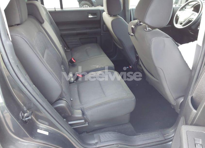 Photo 8 of 2019 Ford Flex SE (VIN 2FMGK5B86KBA32599)