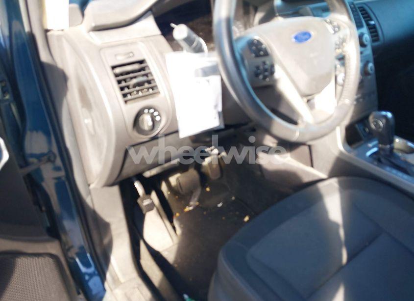 Photo 17 of 2016 Ford Flex SE (VIN 2FMGK5B87GBA21165)