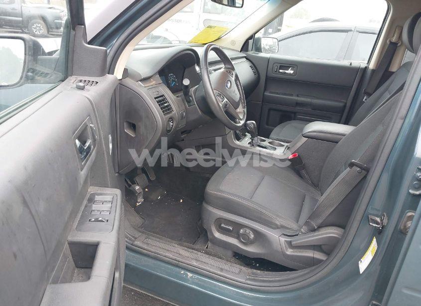 Photo 5 of 2016 Ford Flex SE (VIN 2FMGK5B87GBA21165)