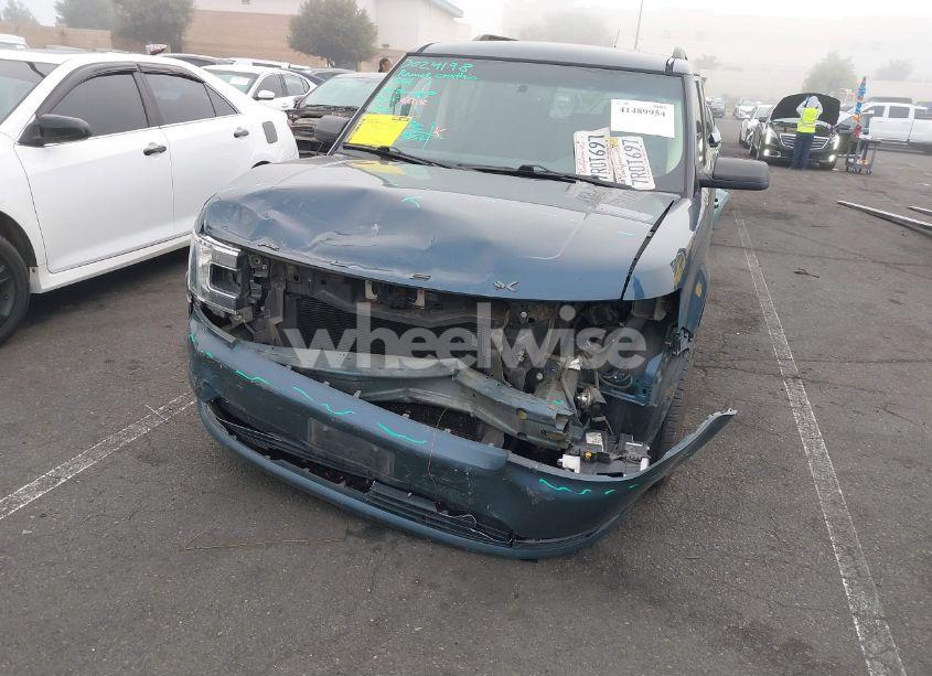 Photo 6 of 2016 Ford Flex SE (VIN 2FMGK5B87GBA21165)