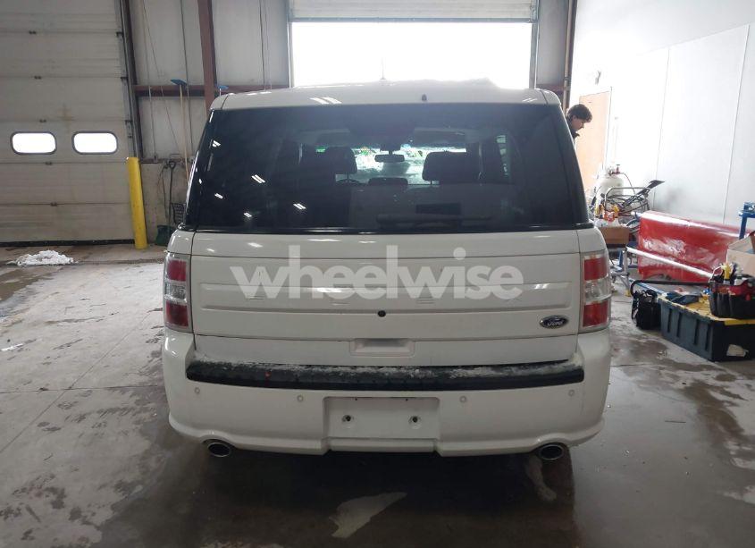 Photo 16 of 2019 Ford Flex SE (VIN 2FMGK5B87KBA16749)